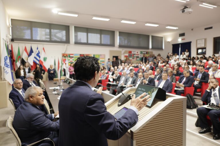 The FAO Director-General told the conference in Bari that plant protection is fundamental for food diversity and for ensuring the right to food for all.